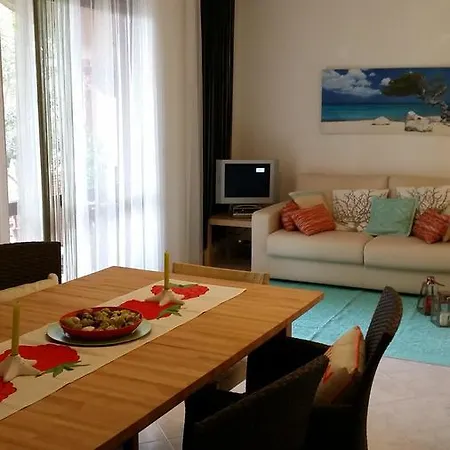 Sardinian House At Budoni Apartment
